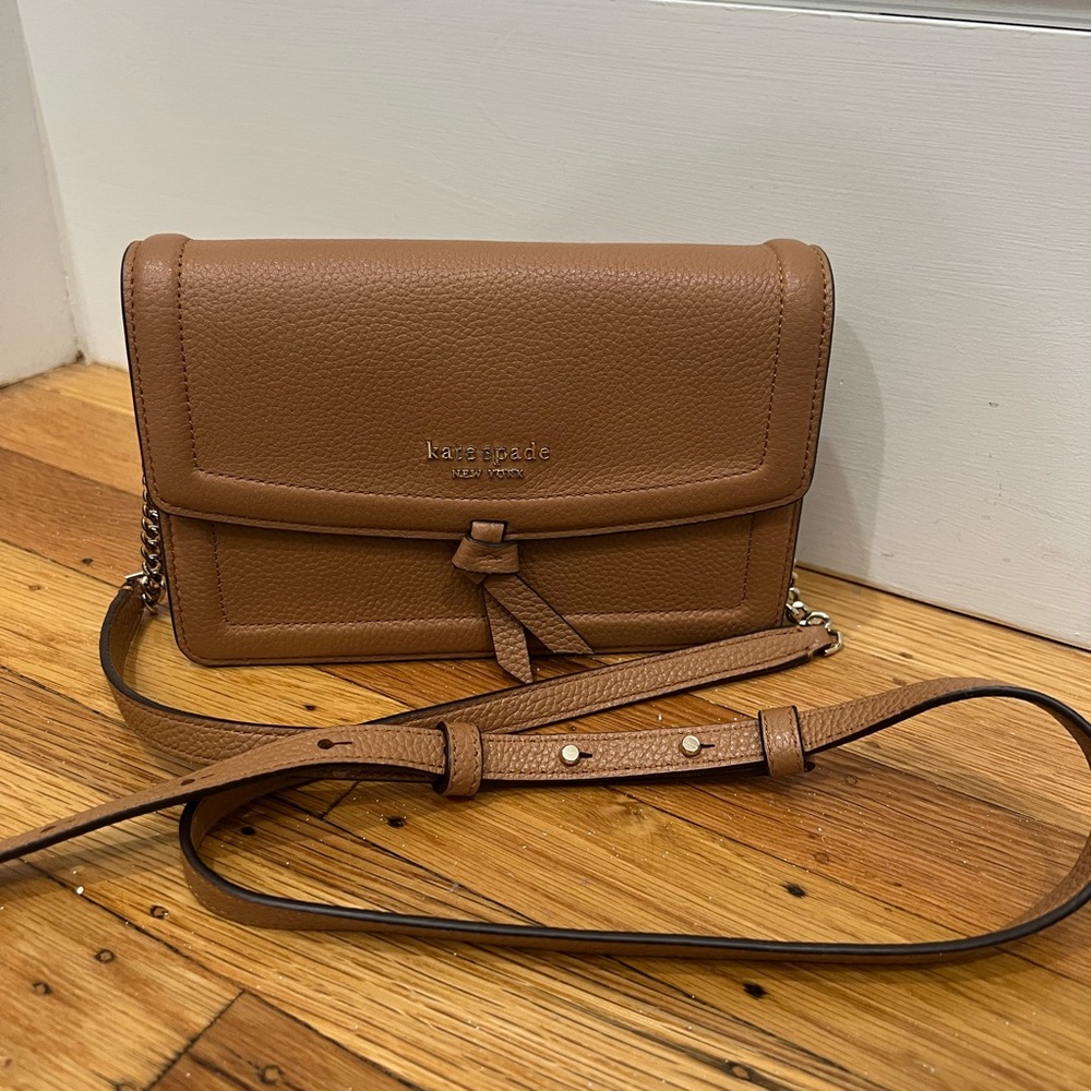 Kate Spade Knott Flap Crossbody in Bungalow